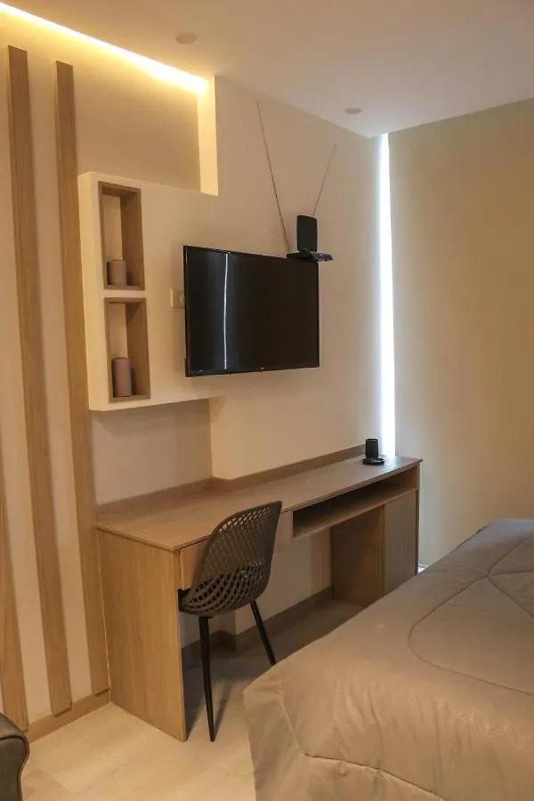 Silver Studio Pool Comfy Garage Checkinec Quito Appartamento