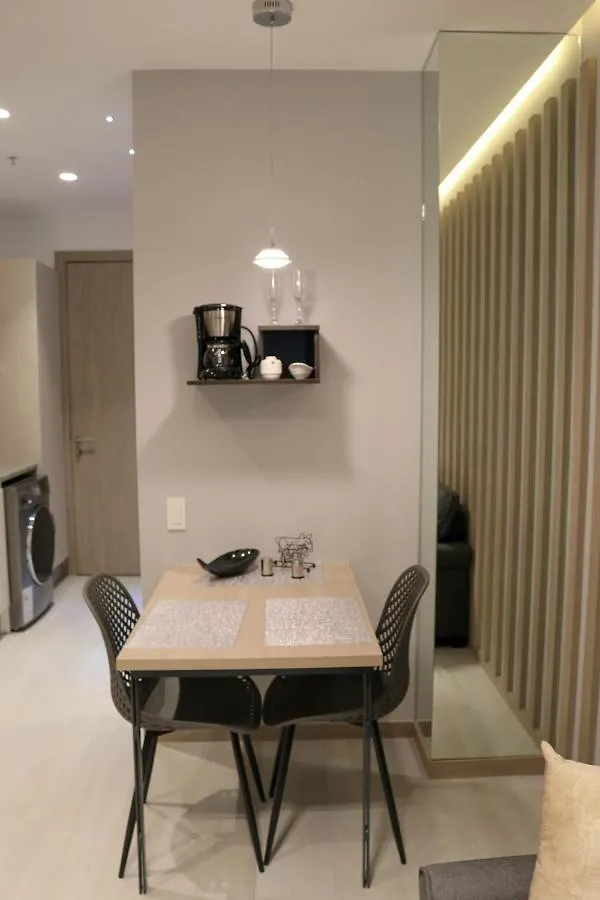 Silver Studio Pool Comfy Garage Checkinec Κίτο Ισημερινός